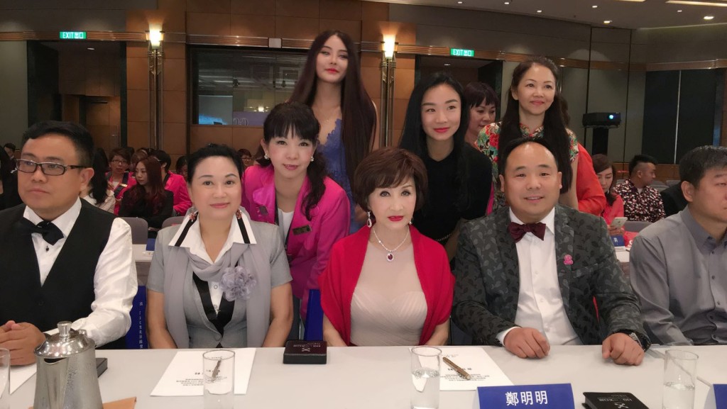 梁錦棠詠春同學會參與愛與美同行詠春表演