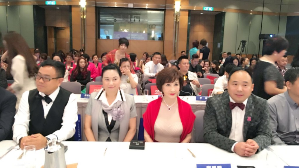 梁錦棠詠春同學會參與愛與美同行詠春表演
